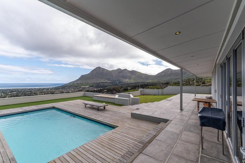 5 Bedroom Property for Sale in Belvedere Western Cape